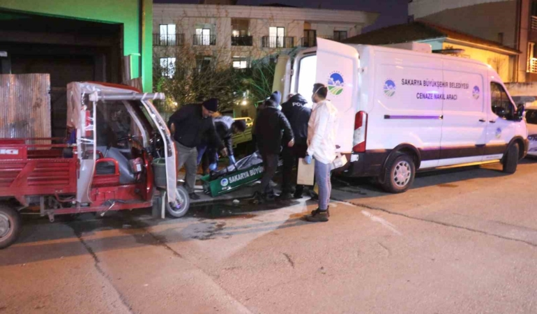 İnşaat sahasında erkek cesedi bulundu