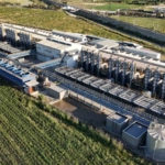 Aksa Enerji, Özbekistan’da 50 yıllık bir okulun spor salonunu yeniledi