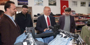 Körfez’de ihtiyaç sahipleri için "Sevgi Mağazası" kapılarını açtı