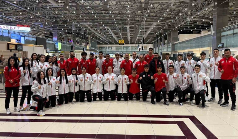 Türk boksörler şampiyonluk için Avrupa yolunda