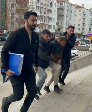 Çerkezköy’de tefecilik operasyonu: 3 kişi gözaltında