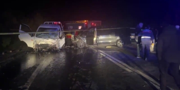 Panelvan ile kamyonet çapıştı: 1 ölü, 3 yaralı