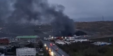 Sultangazi’deki su dolum tesisinde yangın çıktı