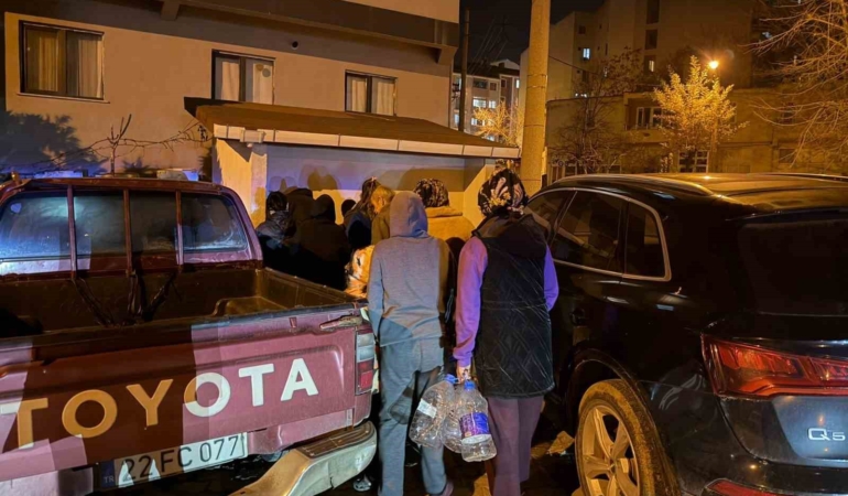 Keşan’da susuz hafta sonu: Vatandaş kaynak çeşmelerine akın etti