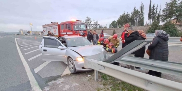Balıkesir’de çift taraflı trafik kazası: 5 yaralı