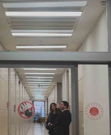 Ünlülere yönelik uyuşturucu soruşturması kapsamında oyuncu Berrak Tüzünataç ifade vermeye geldi