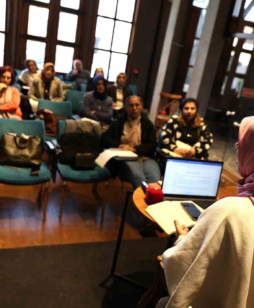Osmangazi Belediyesi öykü yazmayı atölye çalışmalarıyla öğretiyor