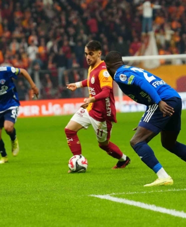 Trendyol Süper Lig: Galatasaray: 1 - Kasımpaşa: 0 (Maç devam ediyor)