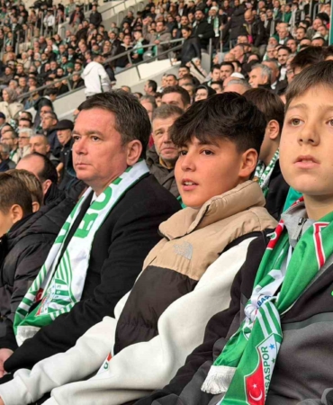 Bursaspor sevgisi çocukların kalplerine işlendi