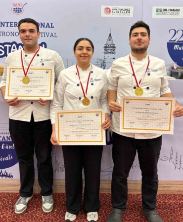 (Düzeltme) ‘BAU Gastronomi’ öğrencilerine 2 altın madalya