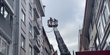 Şişli’deki çatı yangını paniğe neden oldu