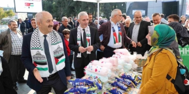 Kadınların el emeği ürünleri Filistinliler için satışa sunuldu