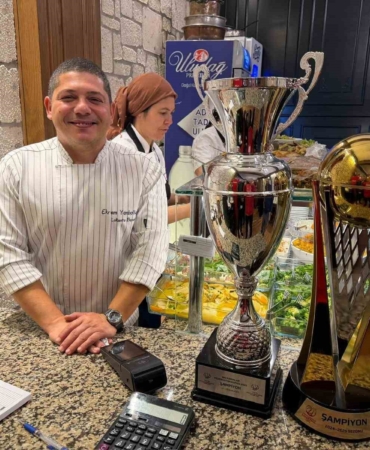 Lokanta Bahar’dan Ferhatoğlu Edremit Belediyesi Gürespor’a anlamlı destek