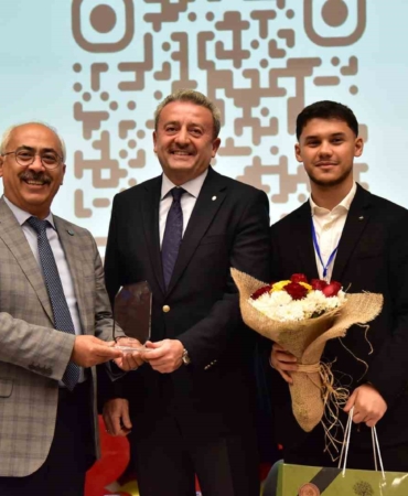 Galatasaraylı yönetici İbrahim Hatipoğlu’ndan gençlere kariyer nasihati