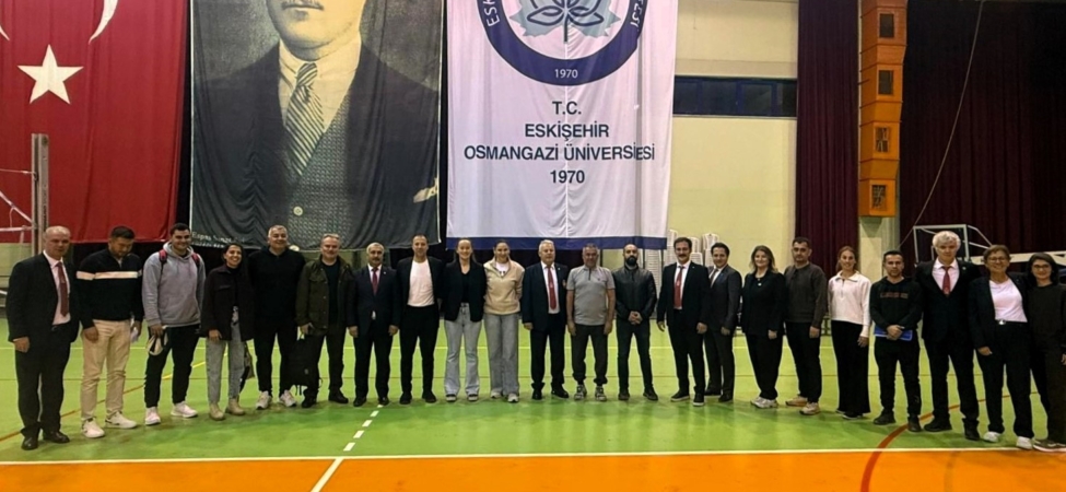 SUBÜ’den voleybolda çifte birincilik
