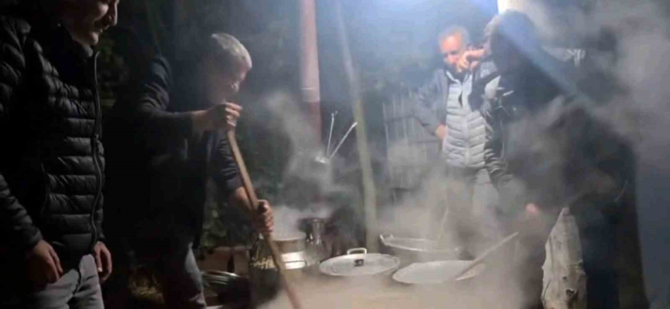 Ağrı’nın geleneksel Halise lezzeti Edirne’de ilgi gördü