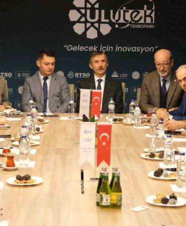 Akademi ve iş dünyası ULUTEK’te bir araya geldi