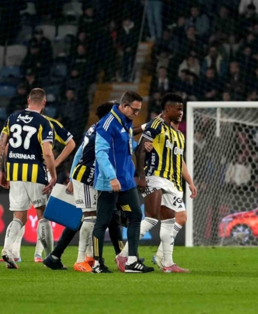 Nelson Semedo’nun sağ arka adalesinde yırtık tespit edildi