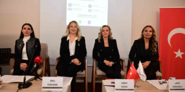 Cumhuriyetin Eğitimci İlk Kadın Milletvekilleri Osmangazi’de Konuşuldu