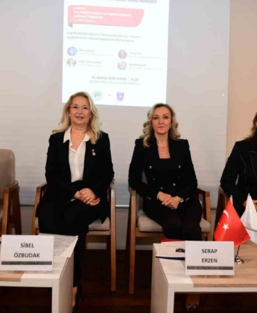 Cumhuriyetin Eğitimci İlk Kadın Milletvekilleri Osmangazi’de Konuşuldu