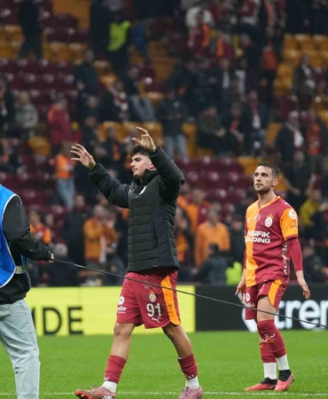 Galatasaray’da maç sonu üçlüsü Arda Ünyay’dan