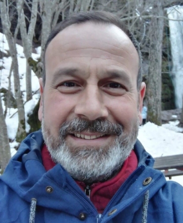 Zıpkınla balık avına çıkan emekli askeri savcı boğularak hayatını kaybetti