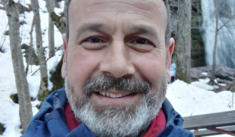 Zıpkınla balık avına çıkan emekli askeri savcı boğularak hayatını kaybetti