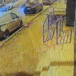 Alkollü sürücü, park halindeki araca çarparak takla attı; o anlar kamerada