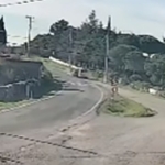 Çanakkale’de iki araç çarpıştı: Kaza anı kamerada