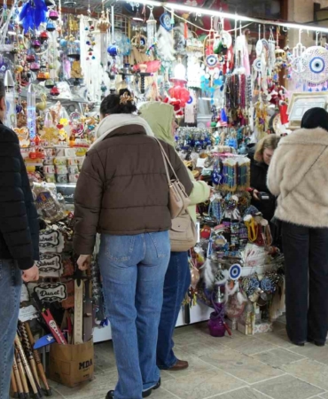 Vakıfların Tüfe endeksini katlayan kira artışları esnafı zorluyor