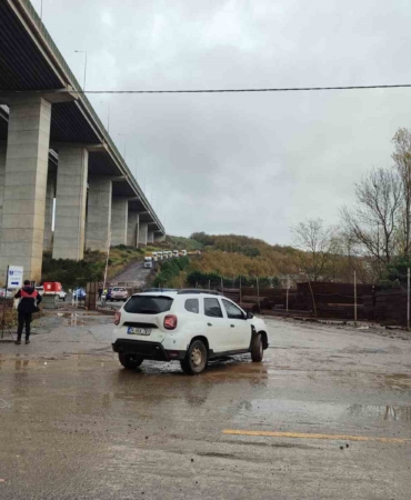 Sarıyer’de Kilyos tüneli inşaatında yağış nedeniyle yol çöktü