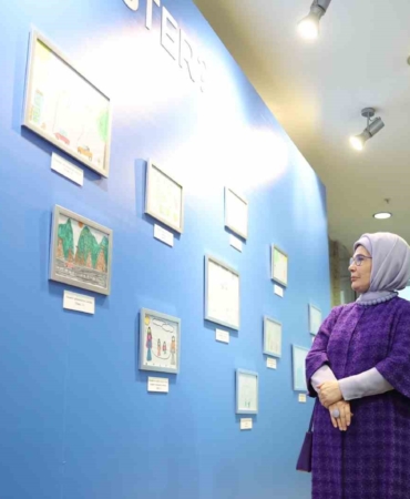 Emine Erdoğan, TRT Uluslararası Çocuk Medyası Zirvesi’ne katıldı