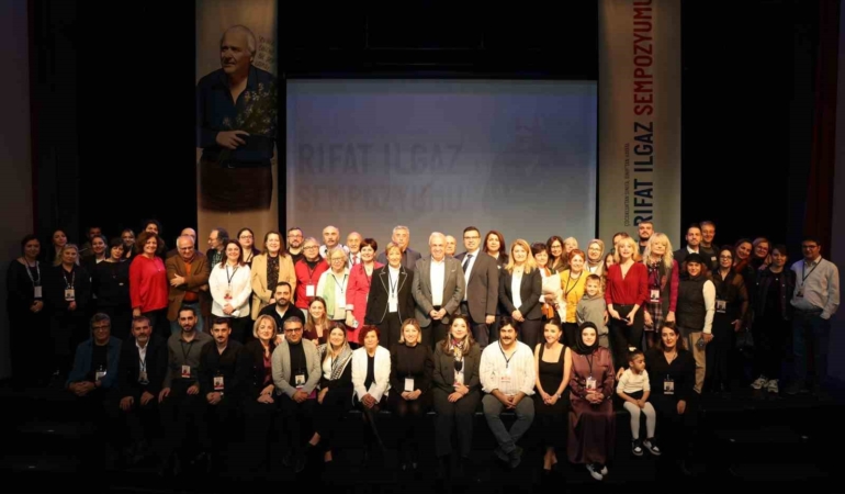 Rıfat Ilgaz’a saygı duruşu, sempozyum ve ödül töreniyle taçlandı