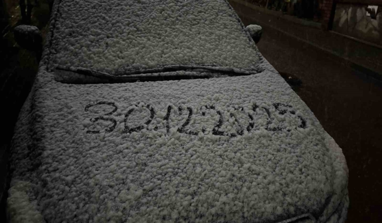 İstanbul’da kar yağışı başladı