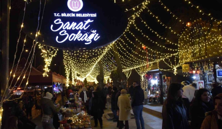 Bilecik’te Sanat Sokağına yoğun ilgi