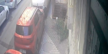 Arnavutköy’de otomobil 3 yaşındaki çocuğa çarptı
