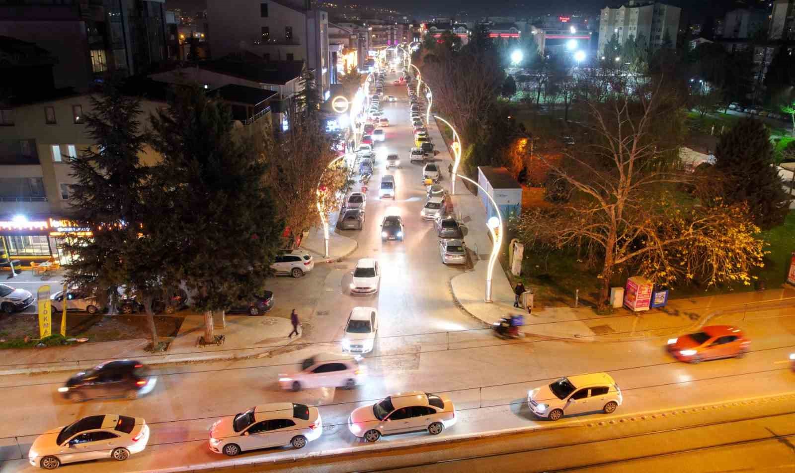 Şehit Ergün Köncü Caddesi modern ve güvenli hale geliyor