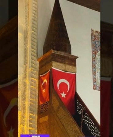 Cuma hutbesinde ’Minberler bayrakla süslensin’ teklifi