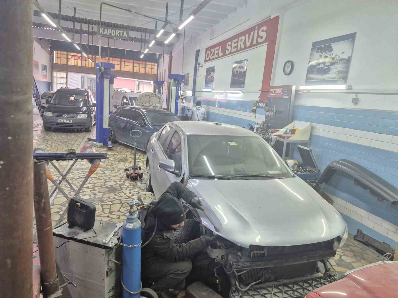 Kasko ile tamir olmayı bekleyen yüzbinlerce araçta parça krizi