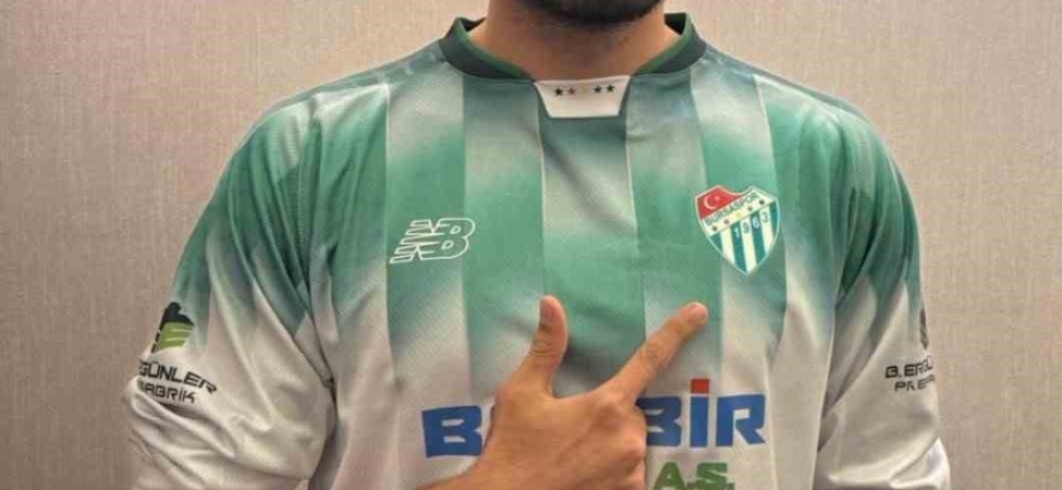 Bursaspor yeni golcüsünü resmen açıkladı