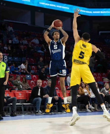 Eurocup: Bahçeşehir Koleji: 81 - Aris: 79