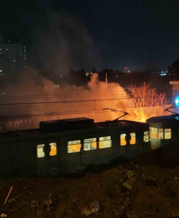 Yenibosna Metro İstasyonunda yangın paniği