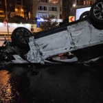 Beşiktaş’ta alkollü sürücü ortalığı birbirine kattı: 2 yaralı