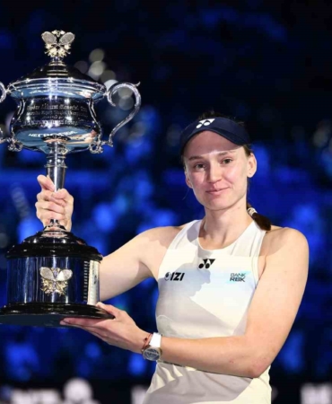 Avustralya Açık tek kadınlarda şampiyon Elena Rybakina