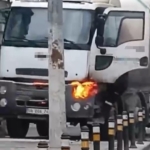 Beton kamyonu alev aldı, esnaf güçlükle söndürebildi