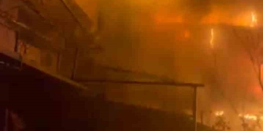 Sancaktepe’de ahşap baraka yangını korkuttu