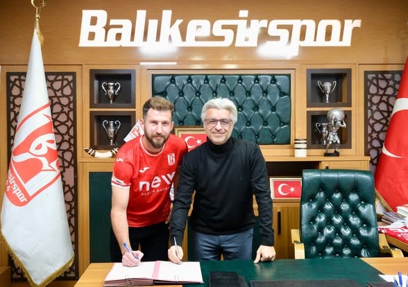 Balıkesirspor Akın Arıcan’a imza attırdı
