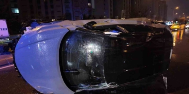 Aşırı hız ve alkol kazaya neden oldu: Sancaktepe’de otomobil takla attı