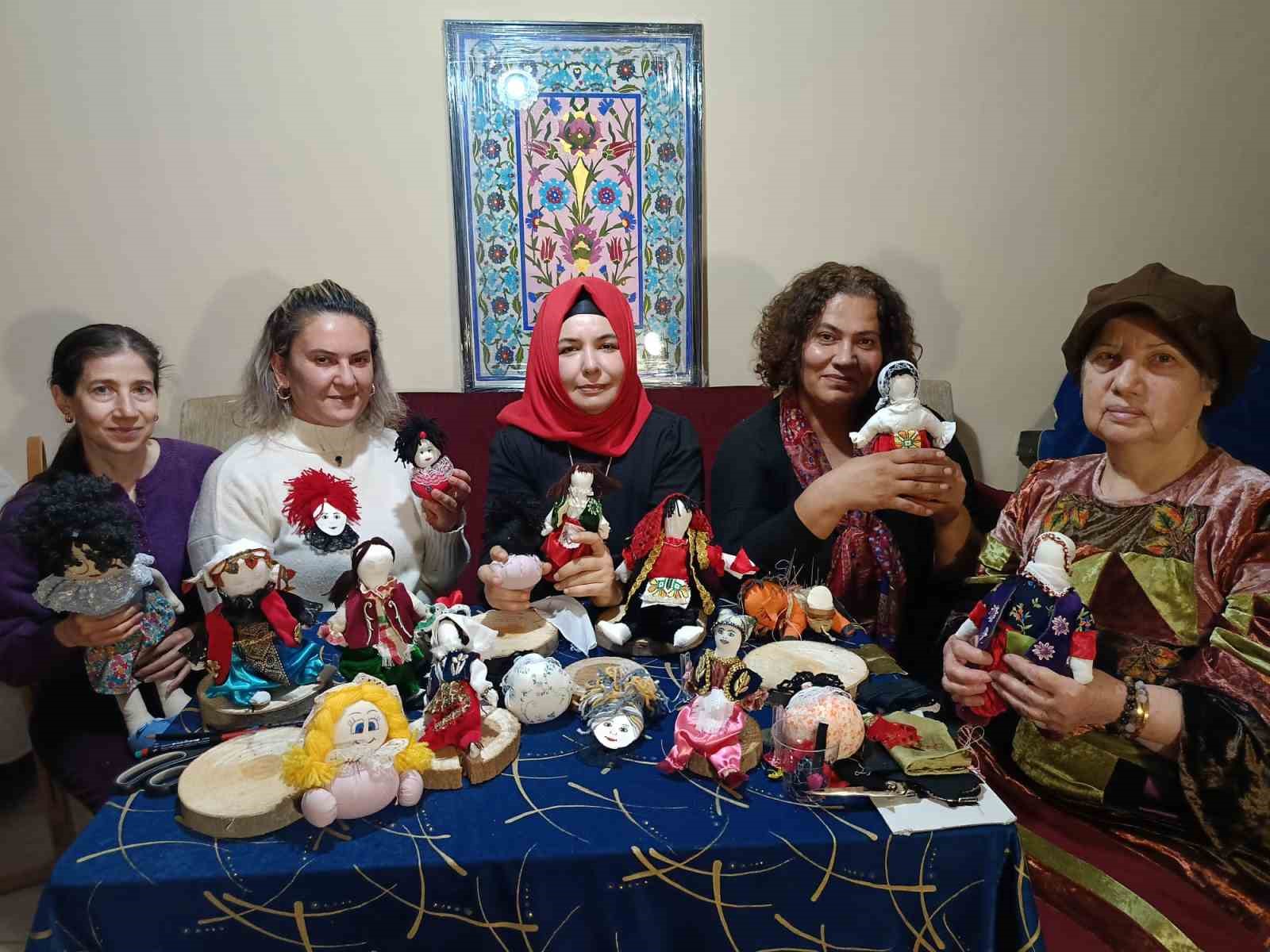 Geri dönüşümden sanata uzanan yolculuk: Bez bebekler yeniden hayat buldu