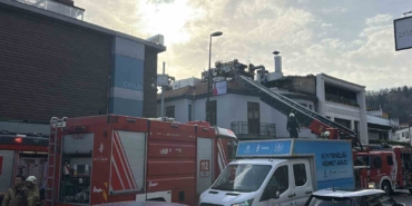Beşiktaş’ta iş yerinde korkutan yangın: 1 itfaiyeci yaralandı